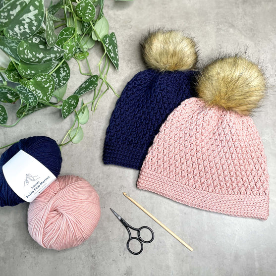 Winter Joy - Bonnet
5