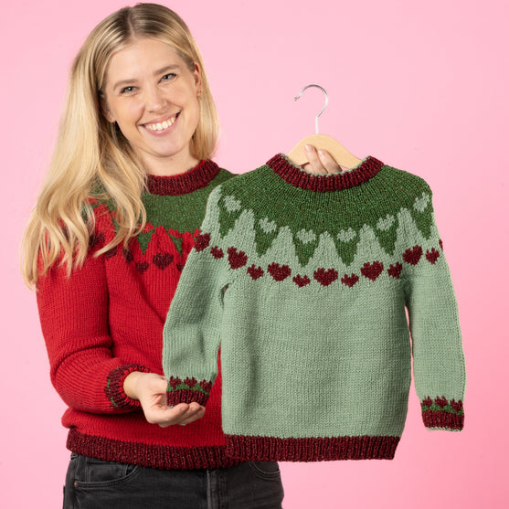 XmasHearts - Sweater
5