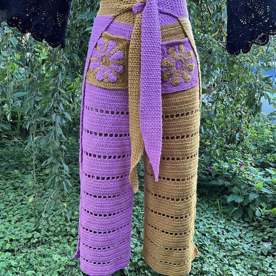 Flower Child - Wrap pants
3