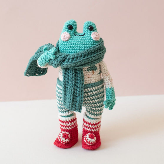 Oliver Frog
1