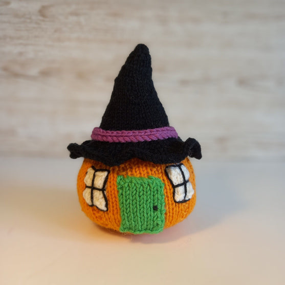 Pumpkin House - Halloween
1