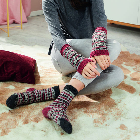 Socks in Fair Isle Pattern
1