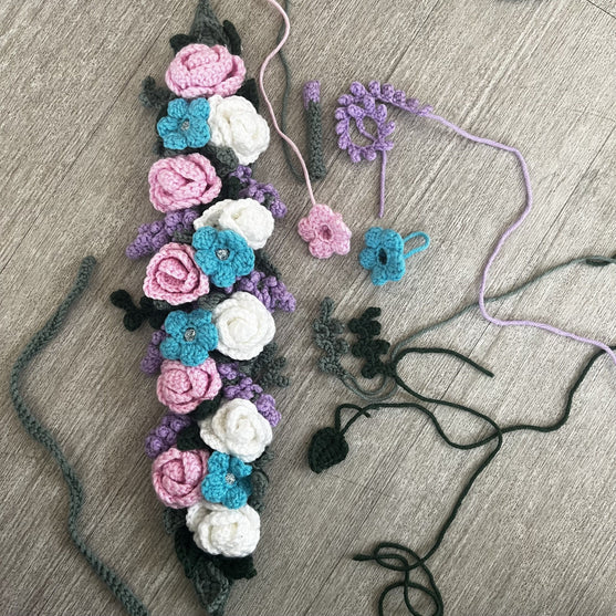 Rosita - Headband
3