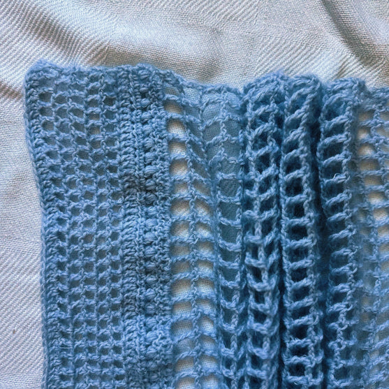 Airy - Shawl
2