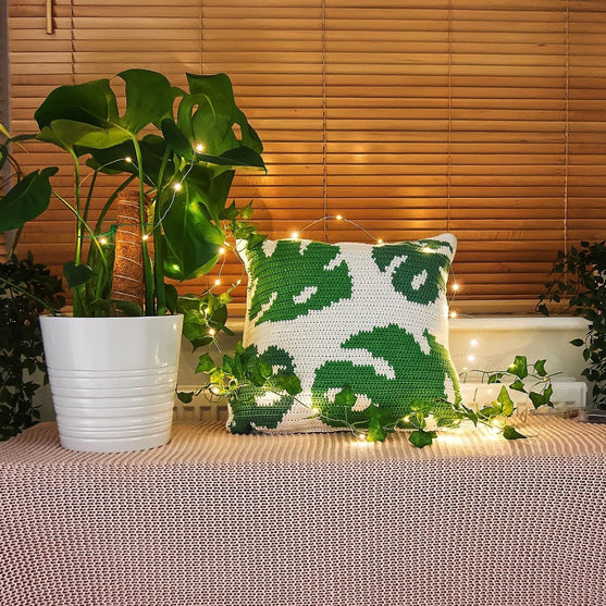 Monstera - Cushion
5