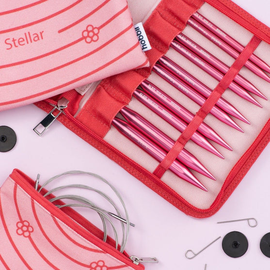 Set d'aiguilles circulaires interchangeables Stellar Deluxe - Coral - Hobbii
2