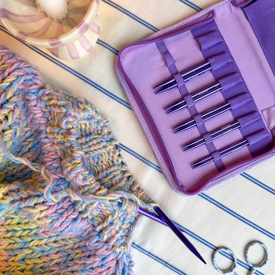 Set d'aiguilles circulaires courtes interchangeables Stellar Essential - Amethyst - Hobbii
12