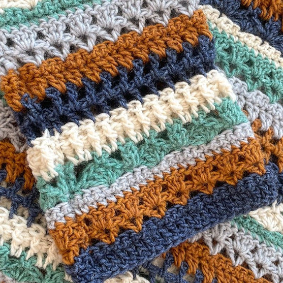 Holiday Glow - Sweater
8