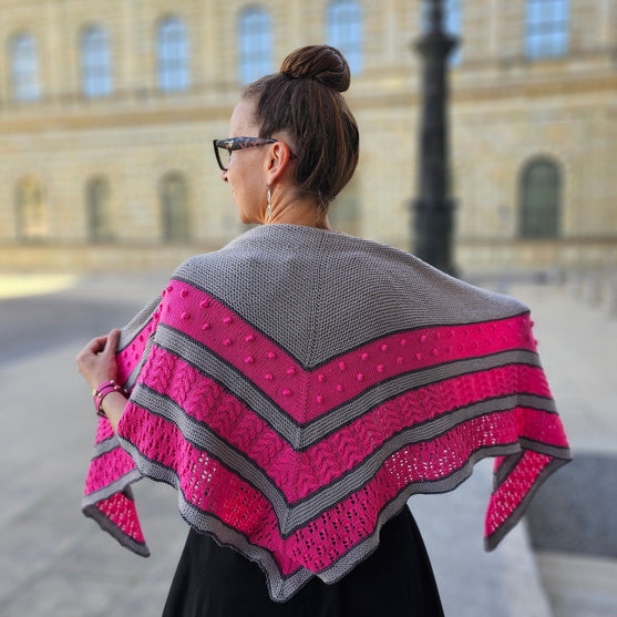 Soferl - Shawl
2
