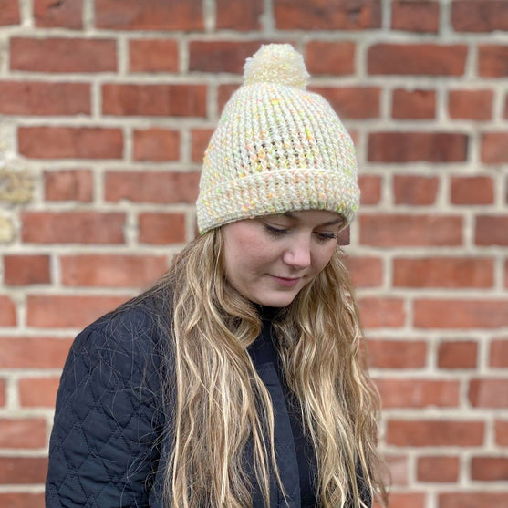 Tweed Bonnet
6