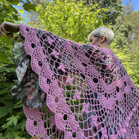 Viral Bloom - Shawl
3