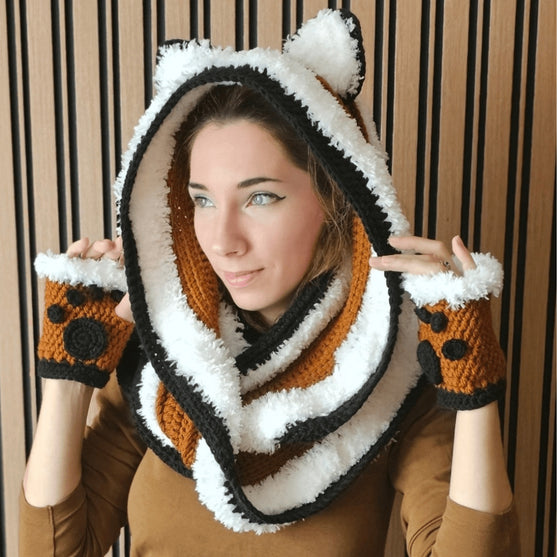 WereFox - Scarf and Hand Warmers
7
