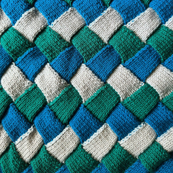 Woven Blanket - Entrelac blanket
3