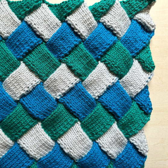 Woven Blanket - Entrelac blanket
4