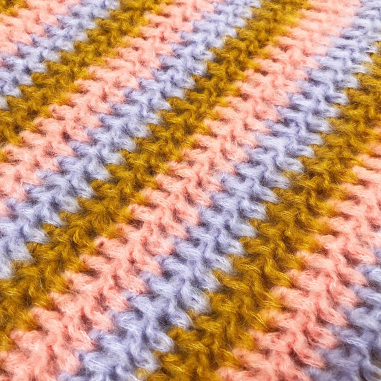 

Picnic Stripe - Cowl
5