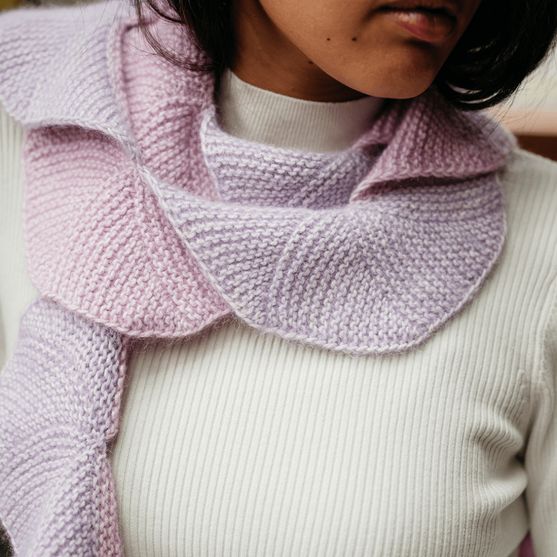 

Undulate - Garter Fan Scarf
3