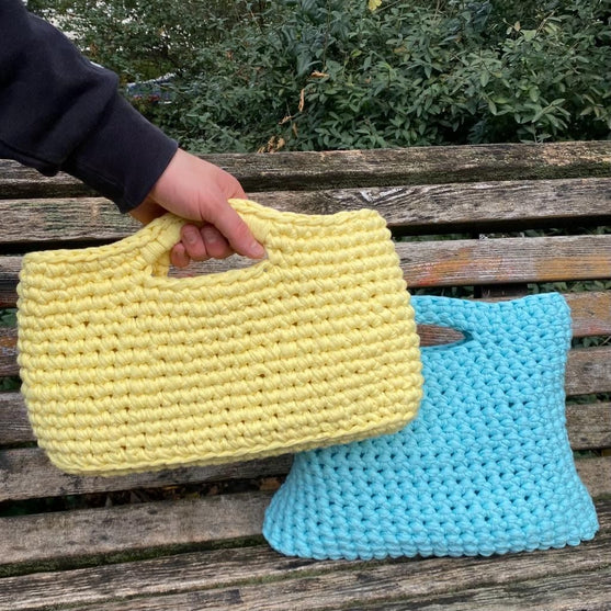 

Crochet Shopper Bag
10