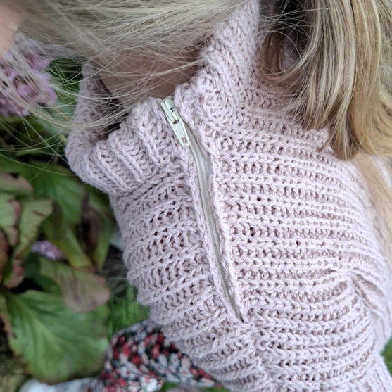 

Runa - Children’s Sweater
4