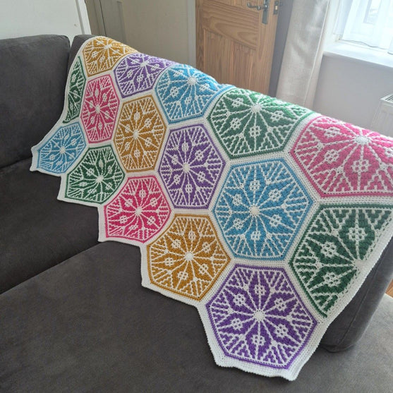 

Honeycomb Burst - Blanket
2