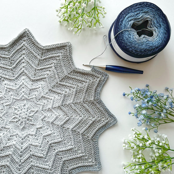 

Star of Hunor - Baby Blanket
8