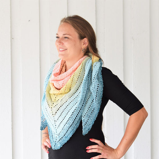

Classical Attitude shawl
6