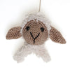 

Chanel sur doudou et rond en bois
4