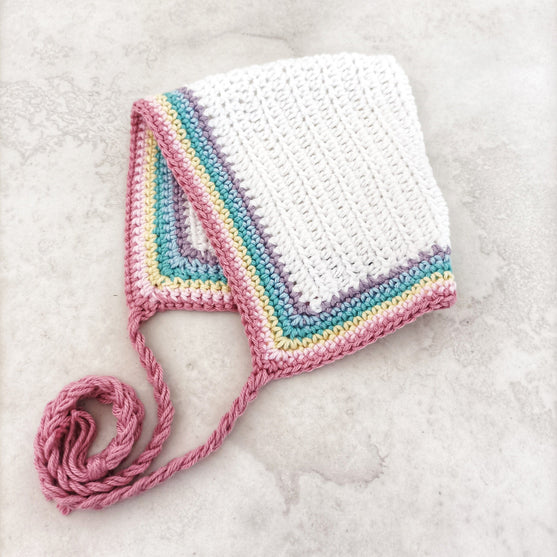 

Rainbow - Bonnet
4
