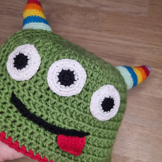 

Cotillon - Hat
4