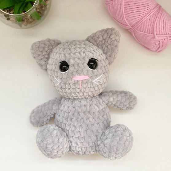 

Katie the Kitten
3