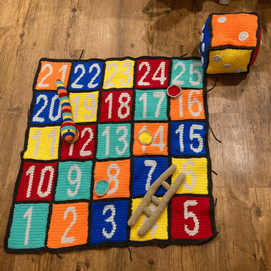 

Snakes and Ladders - Game
1