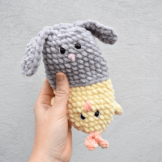 Lièvre et poussin - Peluche réversible