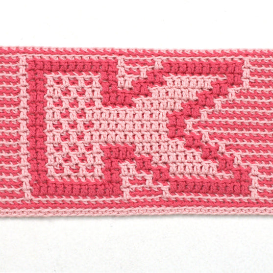 

Hooked on You - Scarf
11