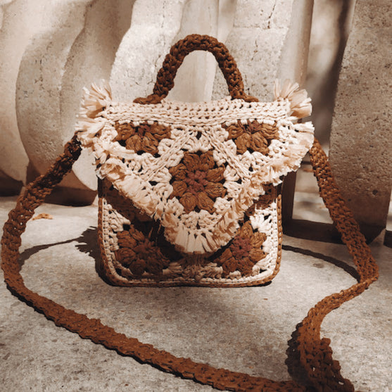 

Daisy - Crossbody Bag
6