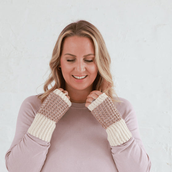 

Coffee and Cream - Wrist Warmers
1