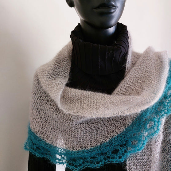 

Hepatica - Scarf
6