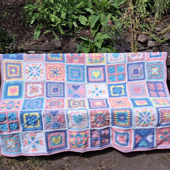 

Cwtch - Blanket
2