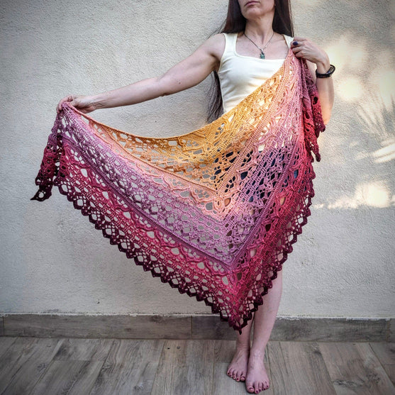 

NoonChaiTea - Shawl
1