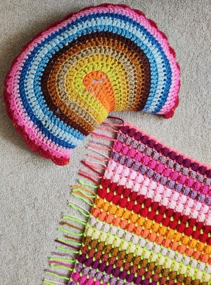 

Easy Going - Blanket
3