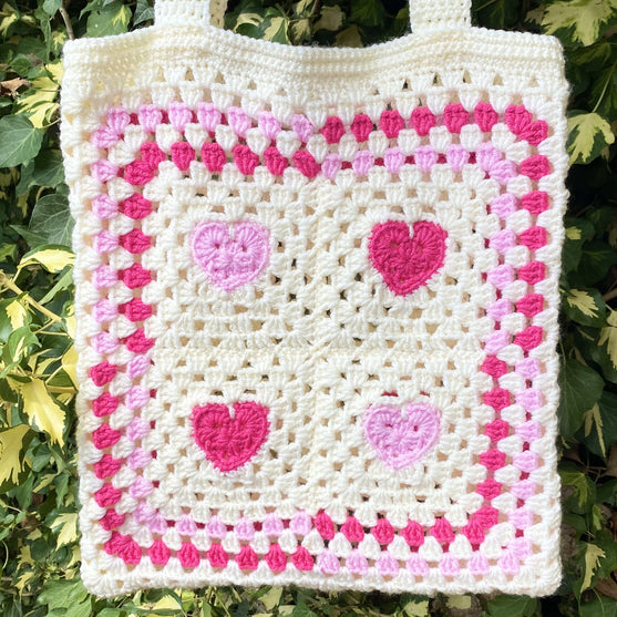 

Lots of Love - Tote Bag
2