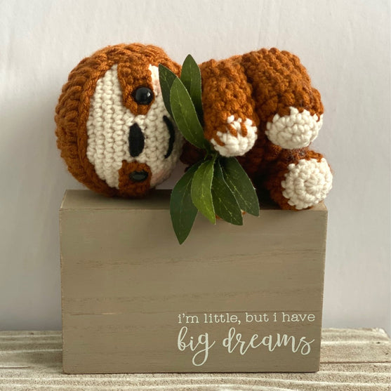 

Sloth - Lovey
3