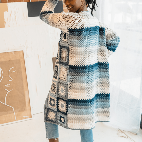 

Iris - Cardigan
1
