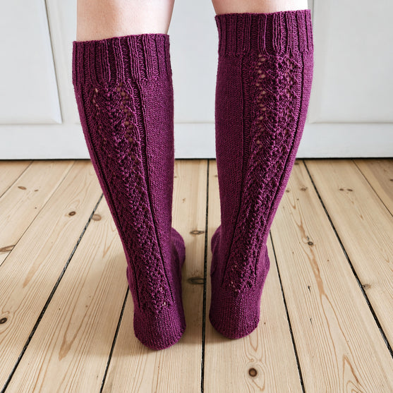 

Flora - Knee-high socks
1