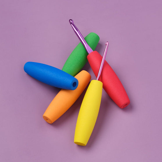 

Crochet Hook Grip Set - Hobbii
2
