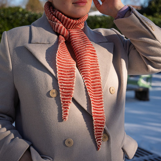 

Little Sisters Scarf - Écharpe
2