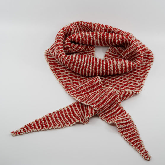 

Little Sisters Scarf - Écharpe
6