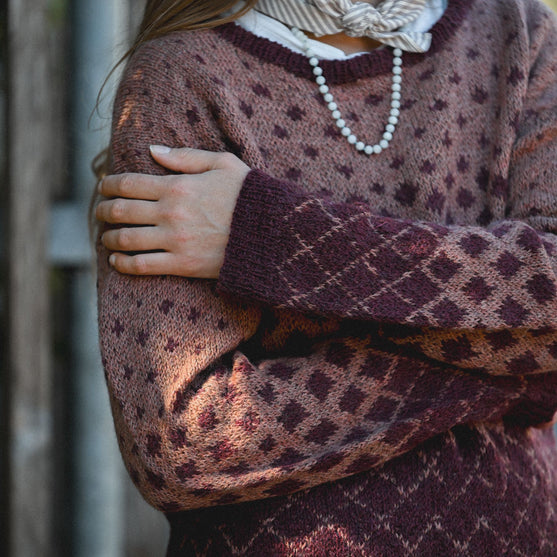 

Maggie Rustic - Sweater with colorwork
2