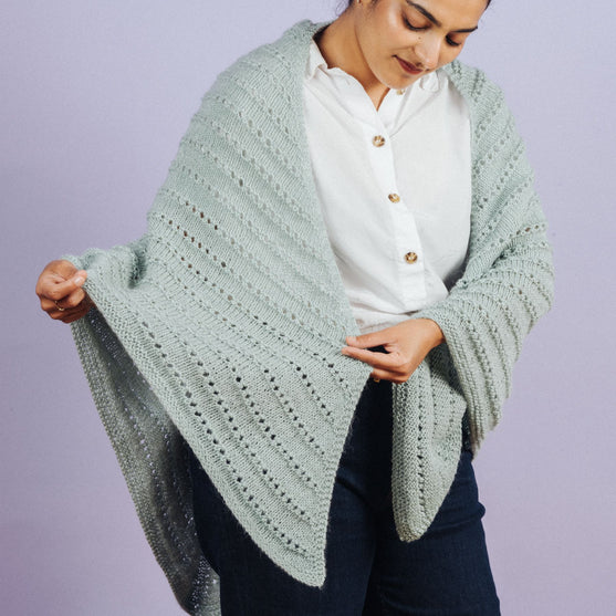 

Rav Blaze - Shawl
1