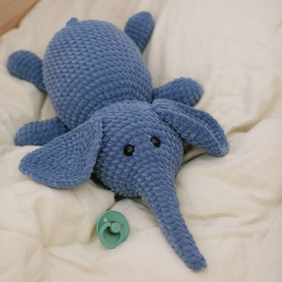 

Le Snugglephant
1
