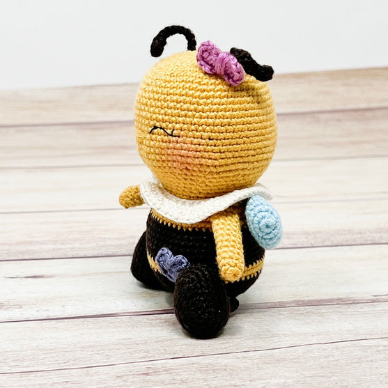 

Abbie the Bee
3
