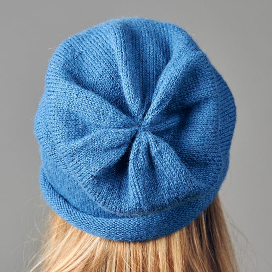 

Ash – Knit Hat
6